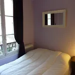 Apartment Paris - Nazareth 3