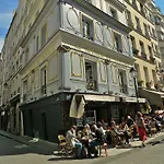 Apartment Paris - Nazareth 3
